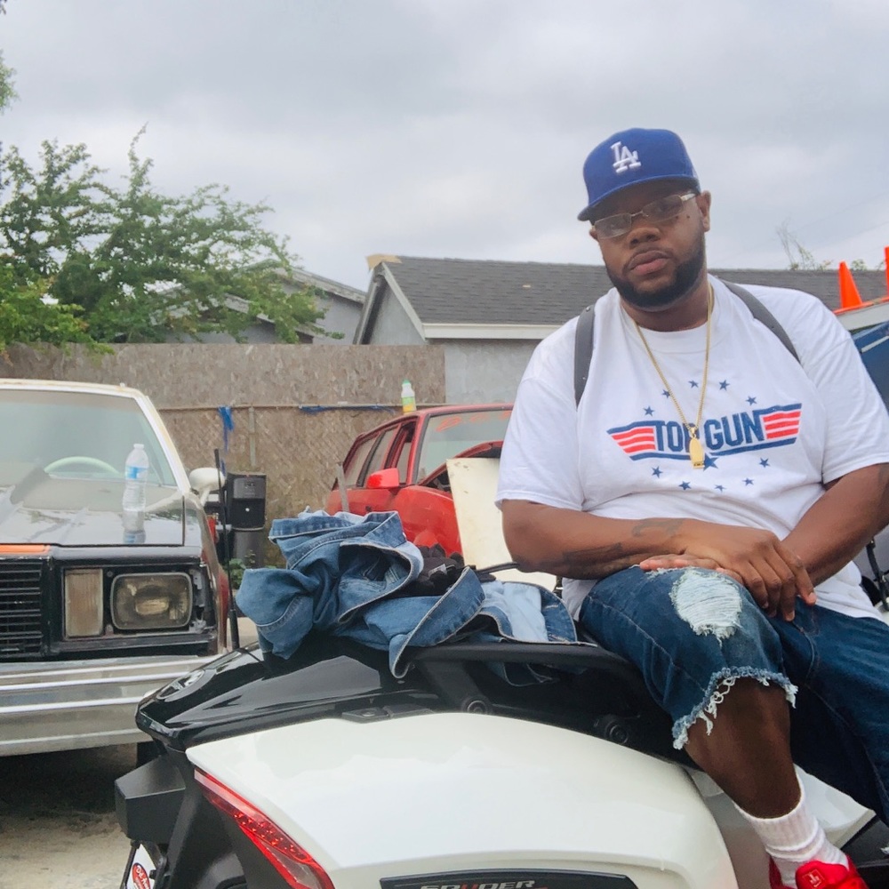 Meet your Posher, Troy